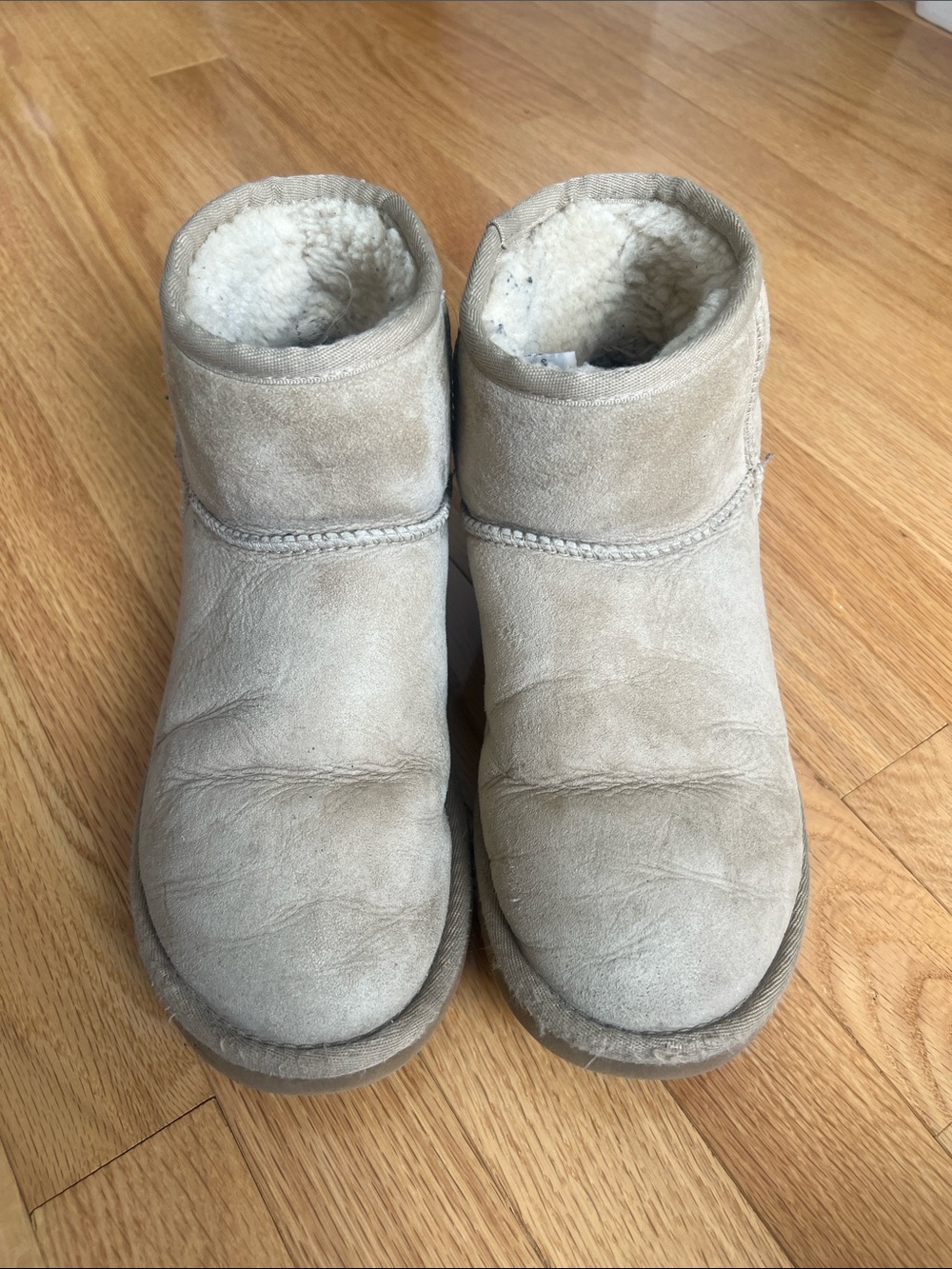 UGG mini Boots